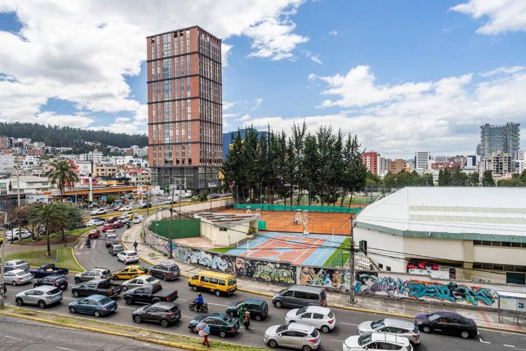 Mini Apartamento, Netflix, Plus, Sector Privilegiado, Cerca De Todo * Quito