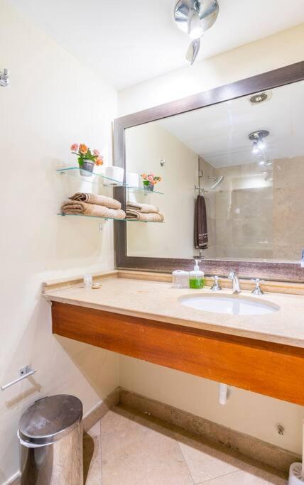 Mini Apartamento, Netflix, Plus, Sector Privilegiado, Cerca De Todo *