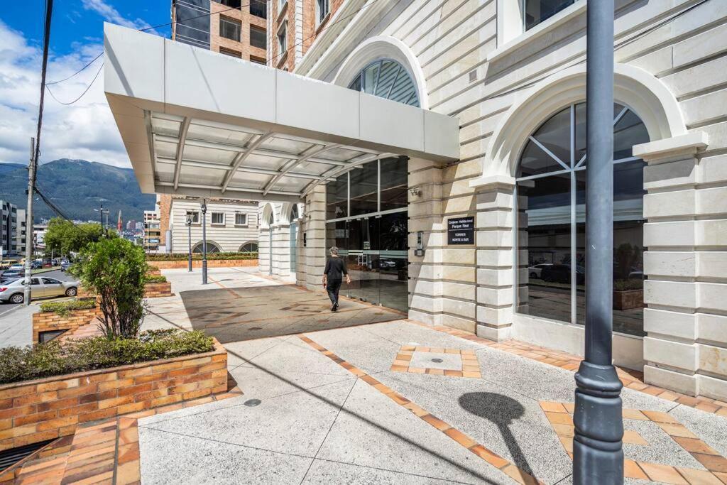 Mini Apartamento, Netflix, Plus, Sector Privilegiado, Cerca De Todo * Quito