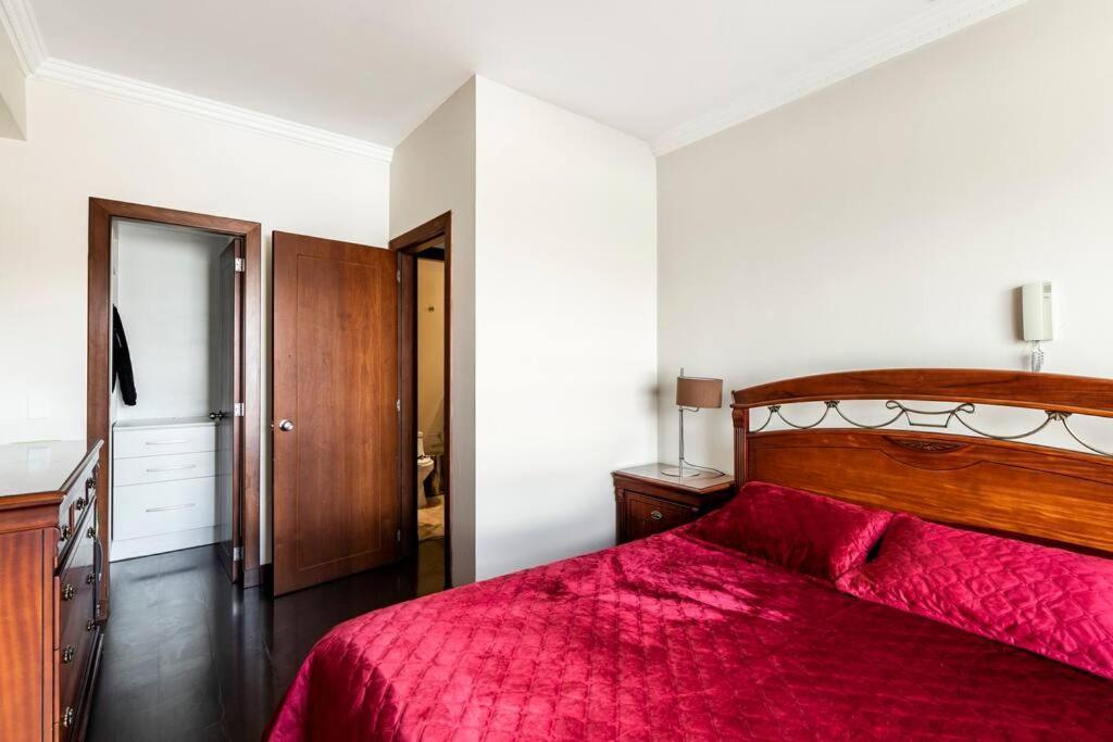 Mini Apartamento, Netflix, Plus, Sector Privilegiado, Cerca De Todo * Quito